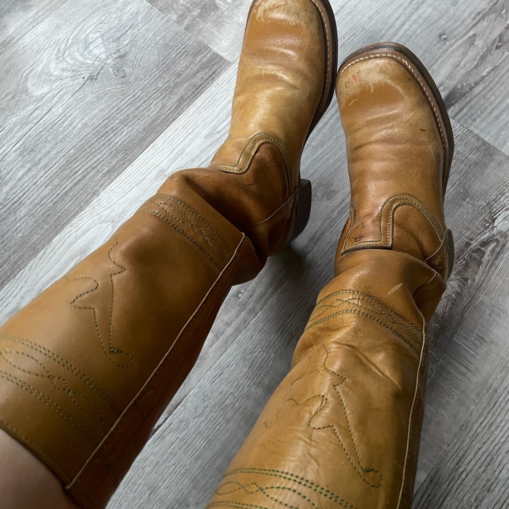 Women's Vintage Western Cowgirl Leather Boots